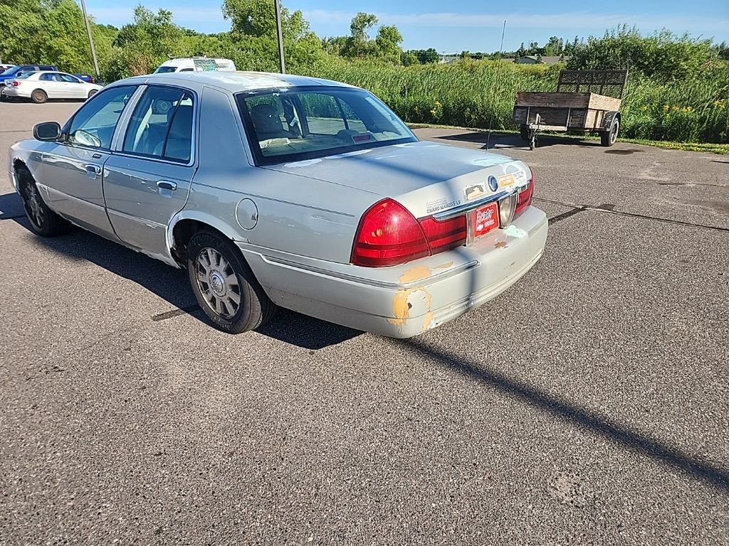 Used 2005 Mercury Grand Marquis LS RWD image 3