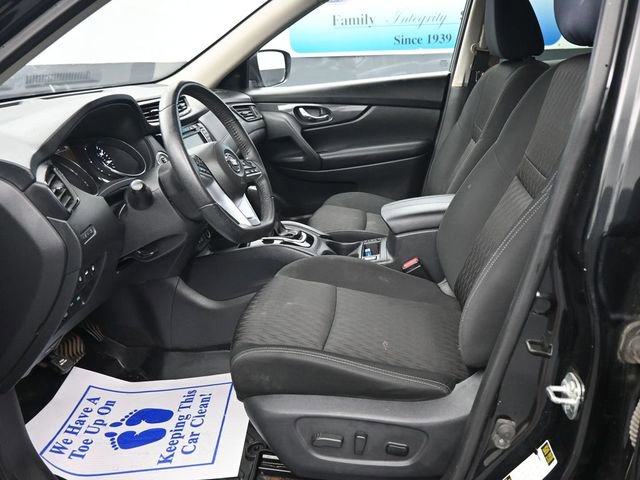 Used 2019 Nissan Rogue SV AWD/4WD image 13