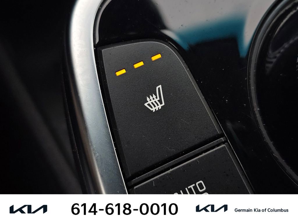 Certified 2020 Kia Niro EX w/ Cold Weather Package image 30