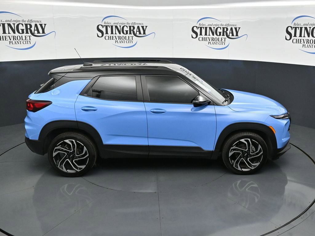 Used 2024 Chevrolet TrailBlazer RS w/ Driver Confidence Package image 16