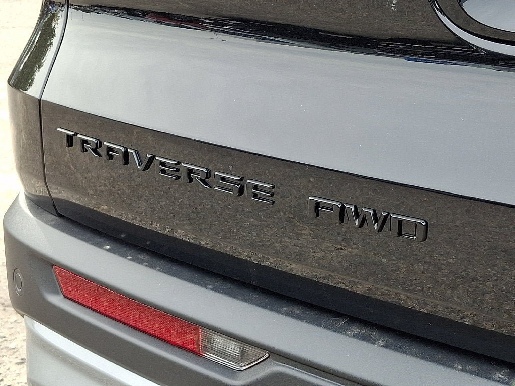 New 2027 Chevrolet Traverse Z71 w/ Enhanced Driving Package AWD/4WD image 17