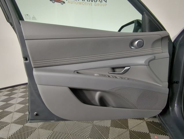 New 2026 Hyundai Elantra SEL Sport Premium FWD image 30