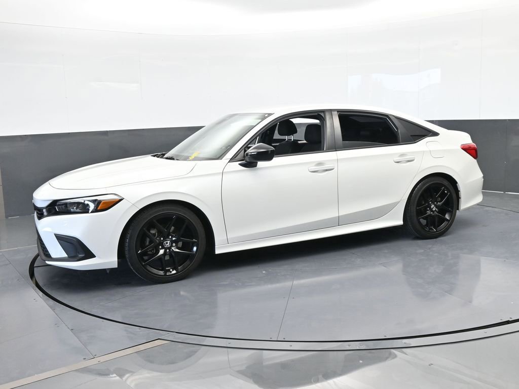 Used 2024 Honda Civic Sport image 2