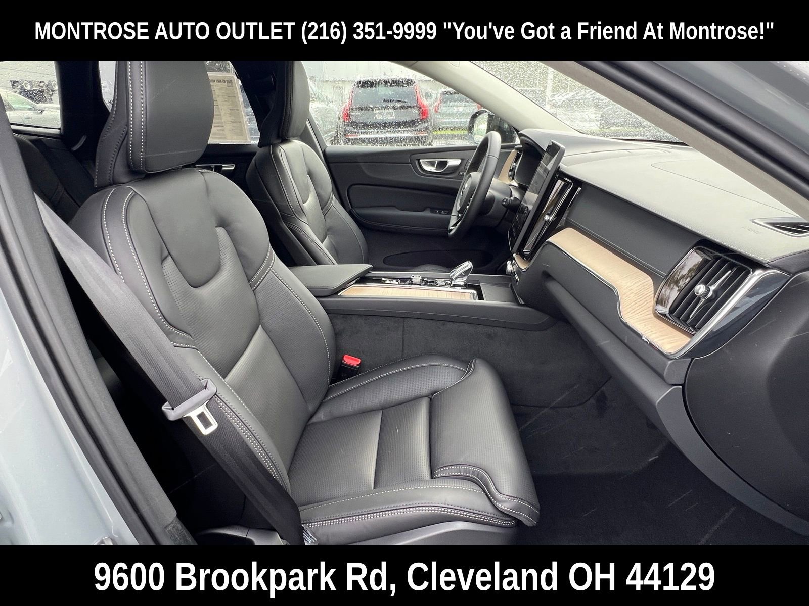 New 2026 Volvo XC60 B5 Plus w/ Protection Package Premier image 18