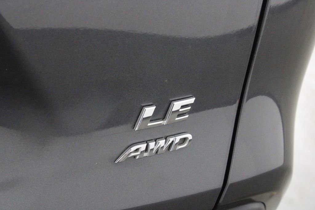 Used 2020 Toyota RAV4 LE image 42