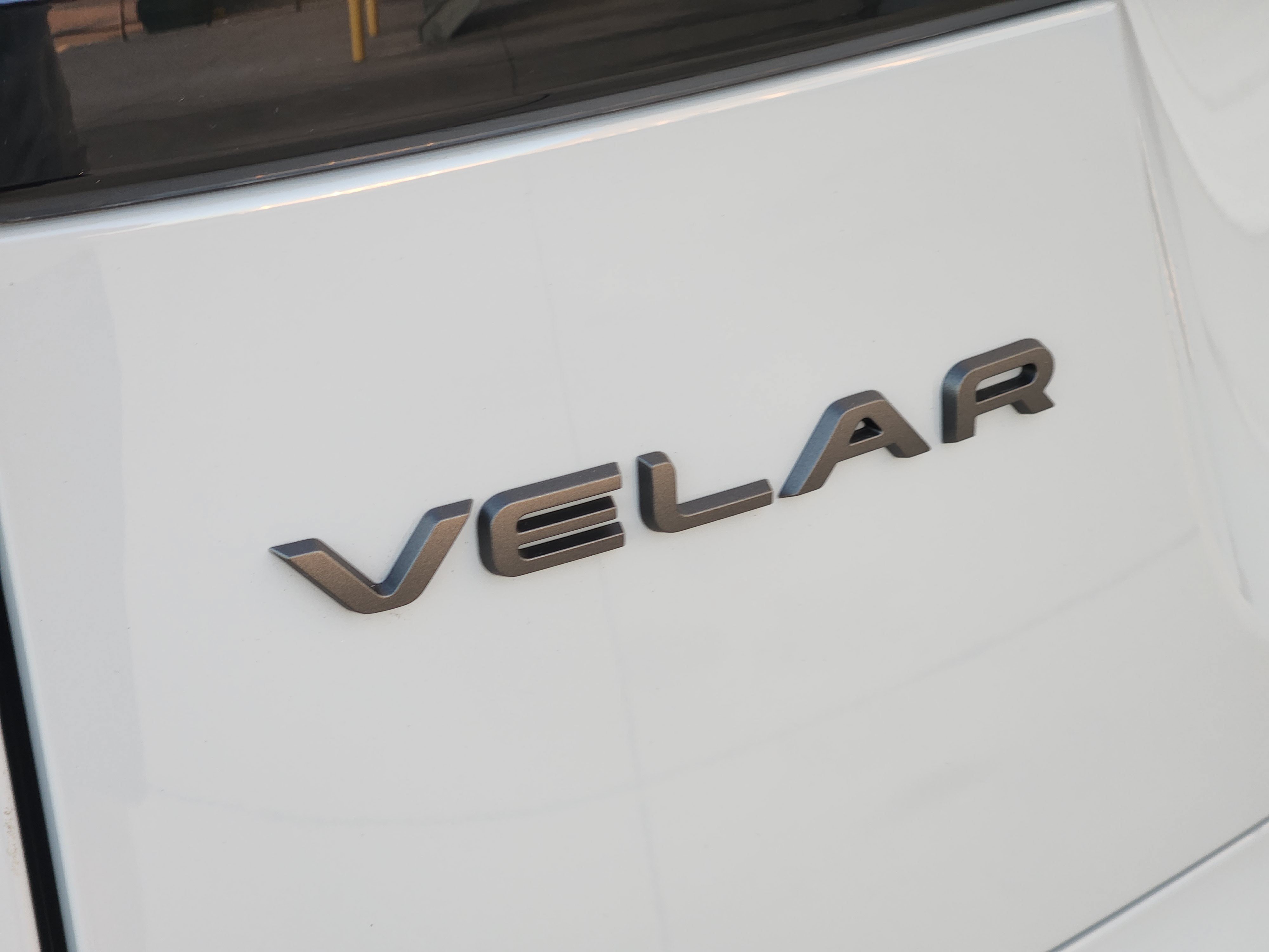 New 2026 Land Rover Range Rover Velar Belgravia AWD/4WD image 32