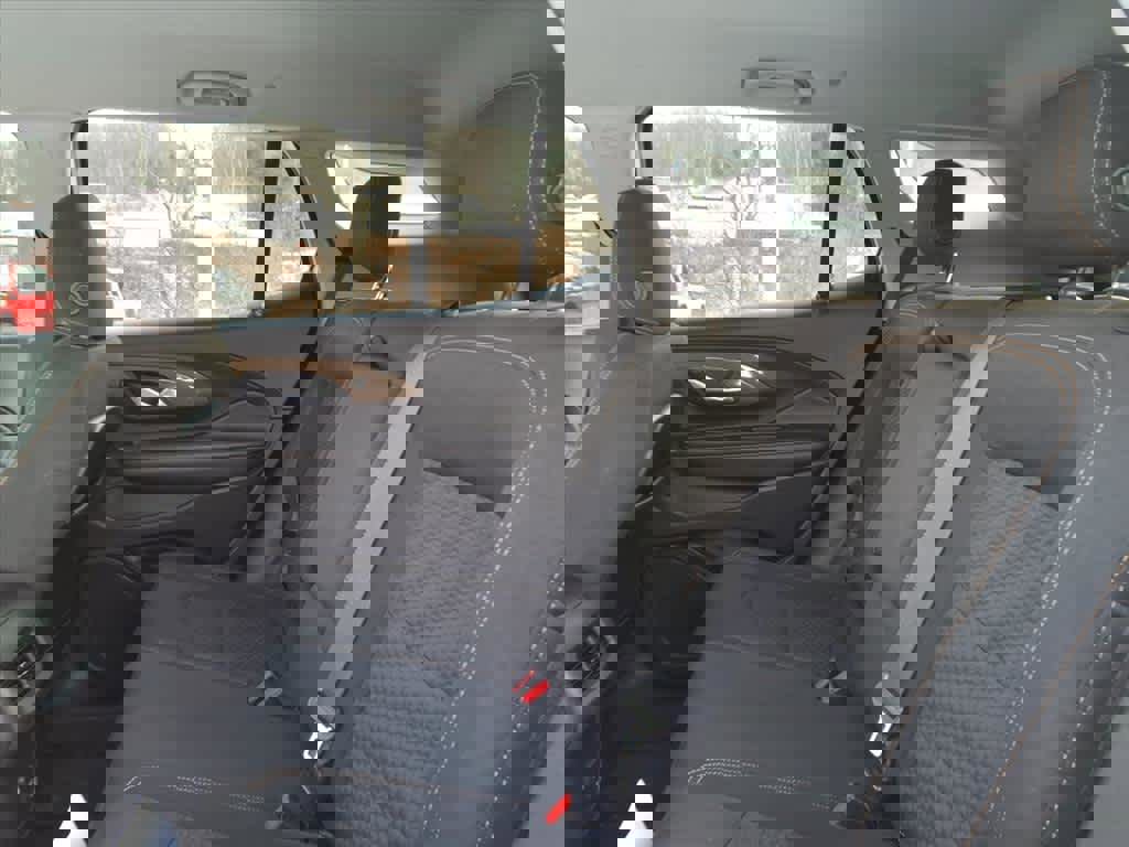 Used 2020 GMC Terrain SLE image 9