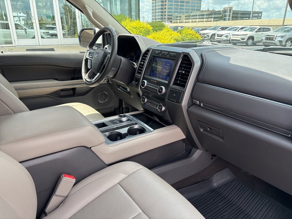 Used 2020 Ford Expedition XLT w/ Equipment Group 202A image 16