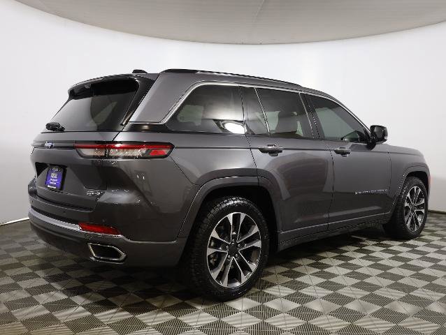Used 2022 Jeep Grand Cherokee Overland w/ Advanced Protech Group III AWD/4WD image 5
