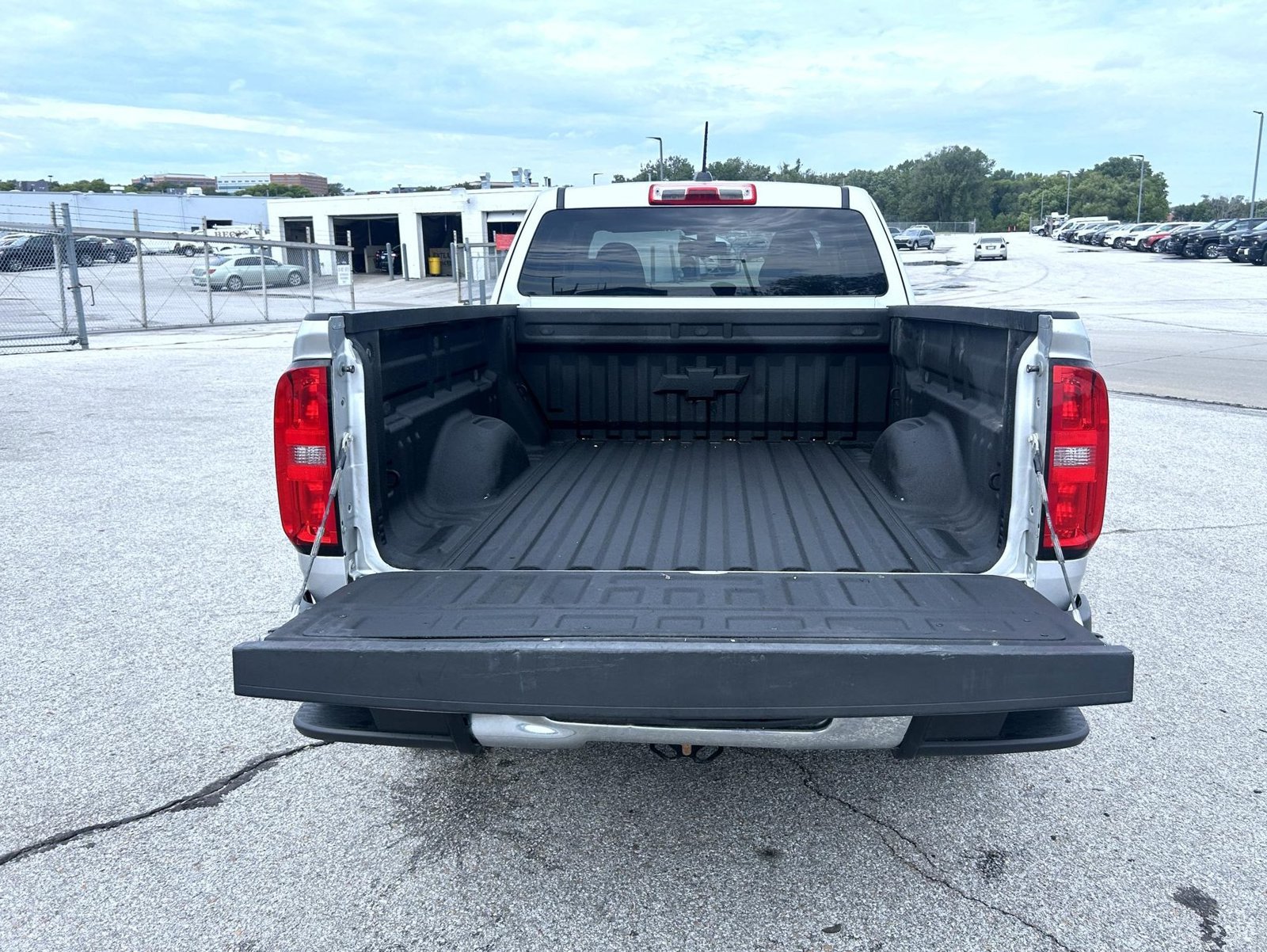 Used 2017 Chevrolet Colorado W/T w/ WT Convenience Package AWD/4WD image 21