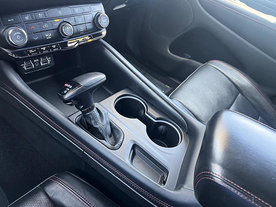 Used 2024 Dodge Durango GT AWD/4WD image 28