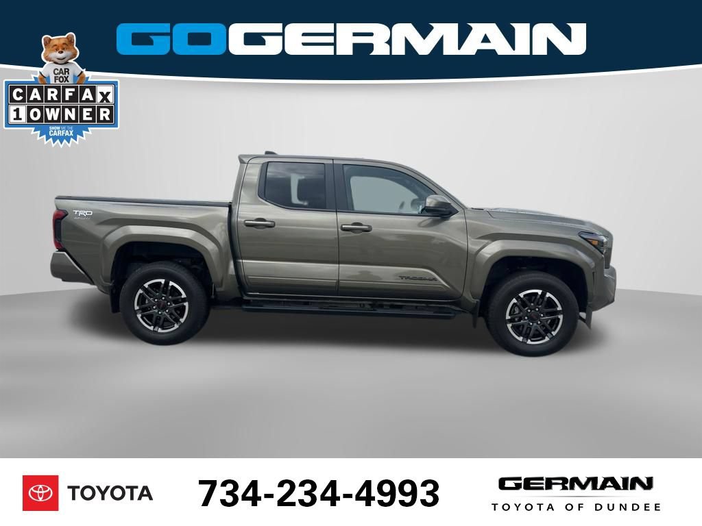 Used 2024 Toyota Tacoma TRD Sport AWD/4WD image 6