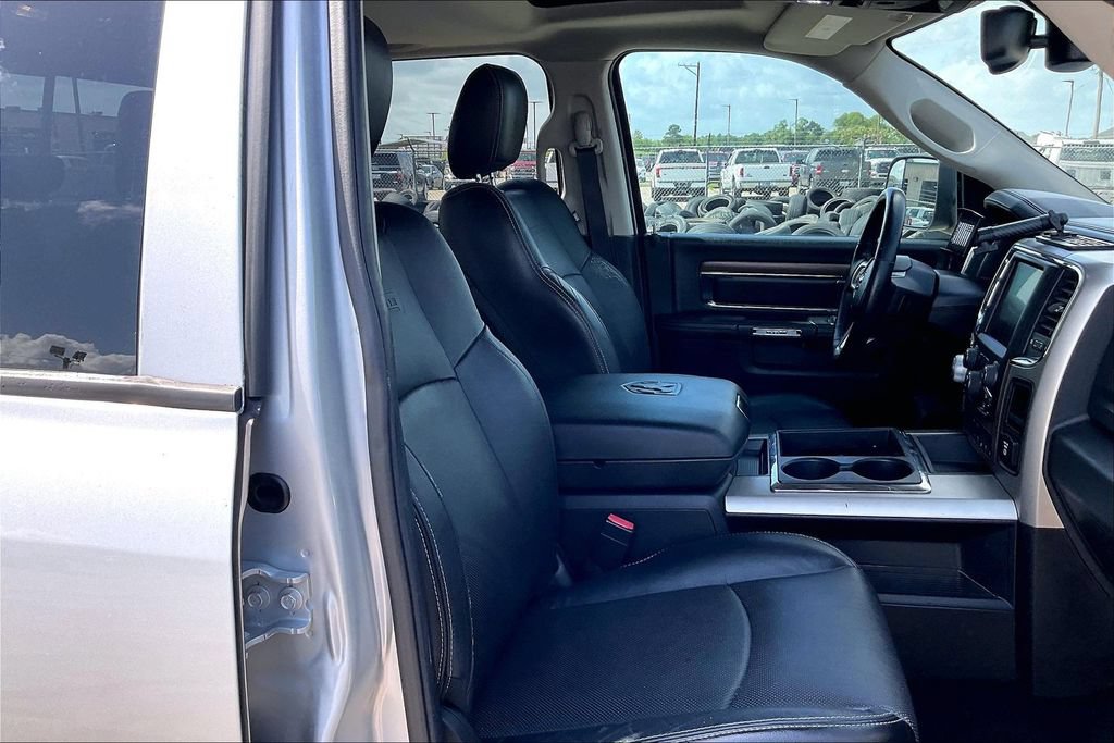 Used 2014 RAM 1500 Laramie w/ Convenience Group AWD/4WD image 30