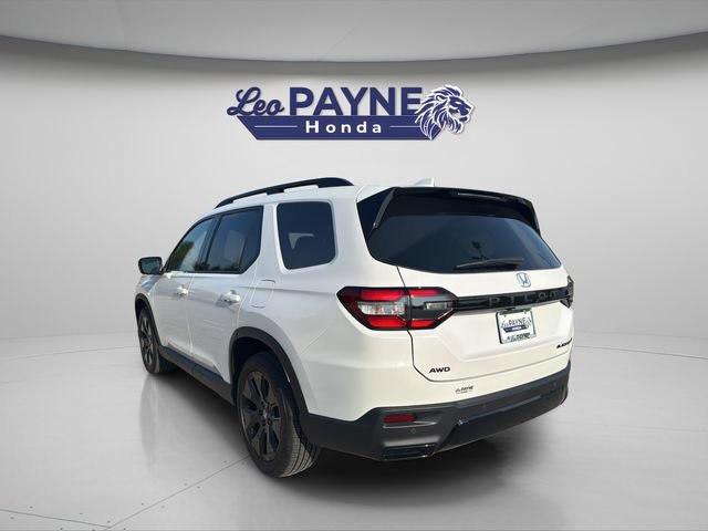 Certified 2026 Honda Pilot Black Edition image 5