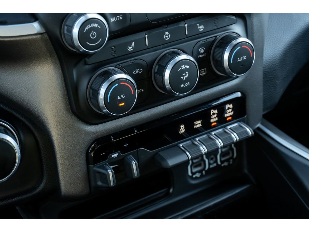 Used 2020 RAM 1500 Big Horn image 25