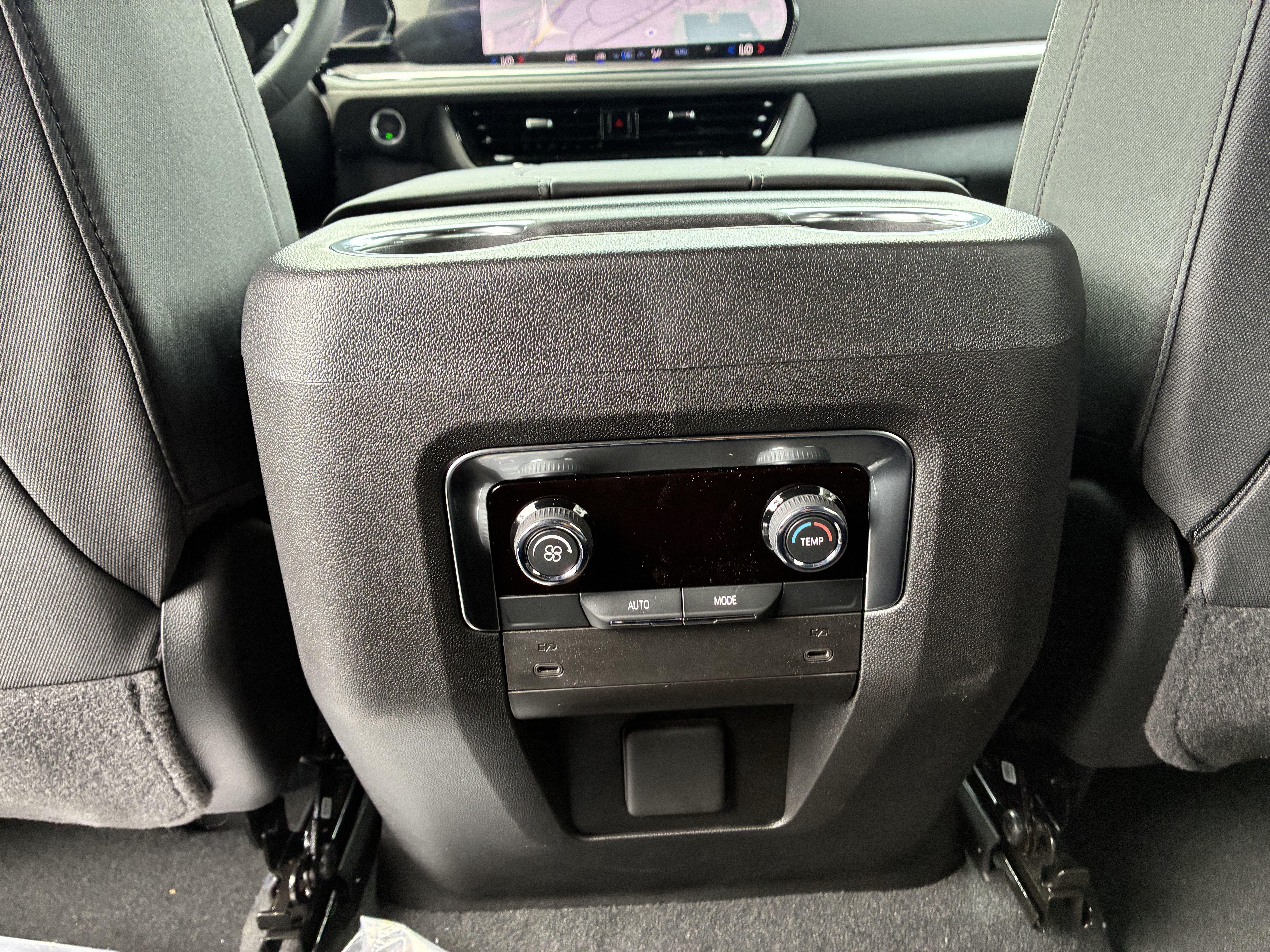 New 2026 Chevrolet Suburban LS w/ Max Trailering Package RWD image 16