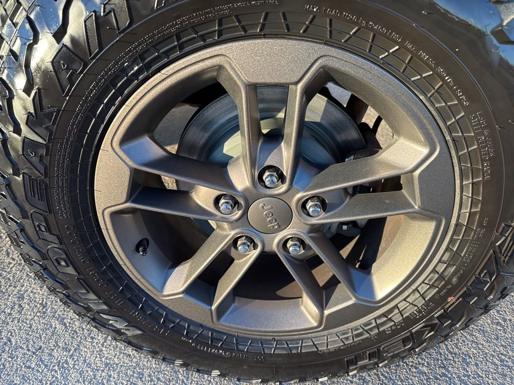 Used 2014 Jeep Wrangler Sport image 23