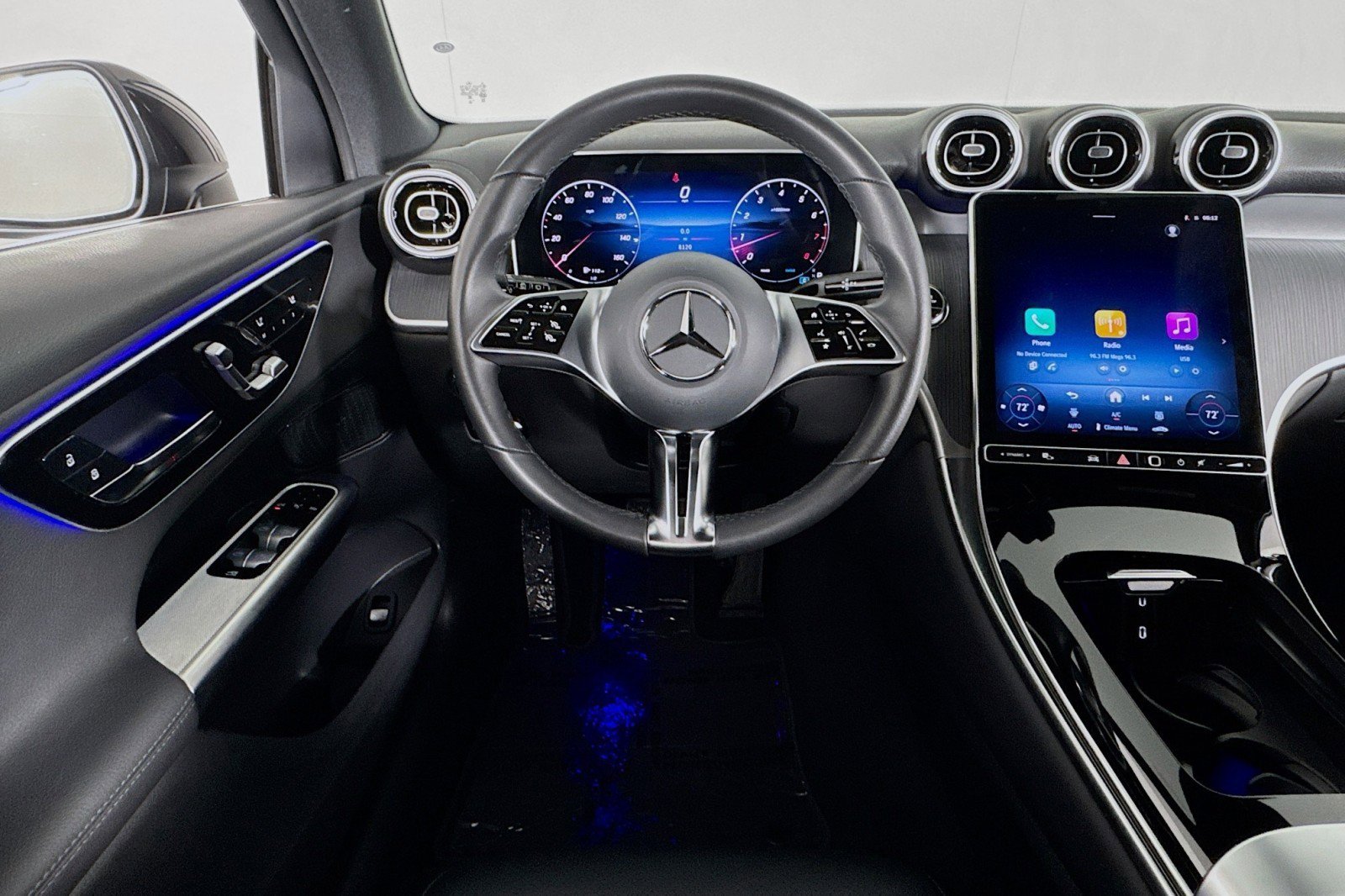 Certified 2026 Mercedes-Benz GLC 300 image 5