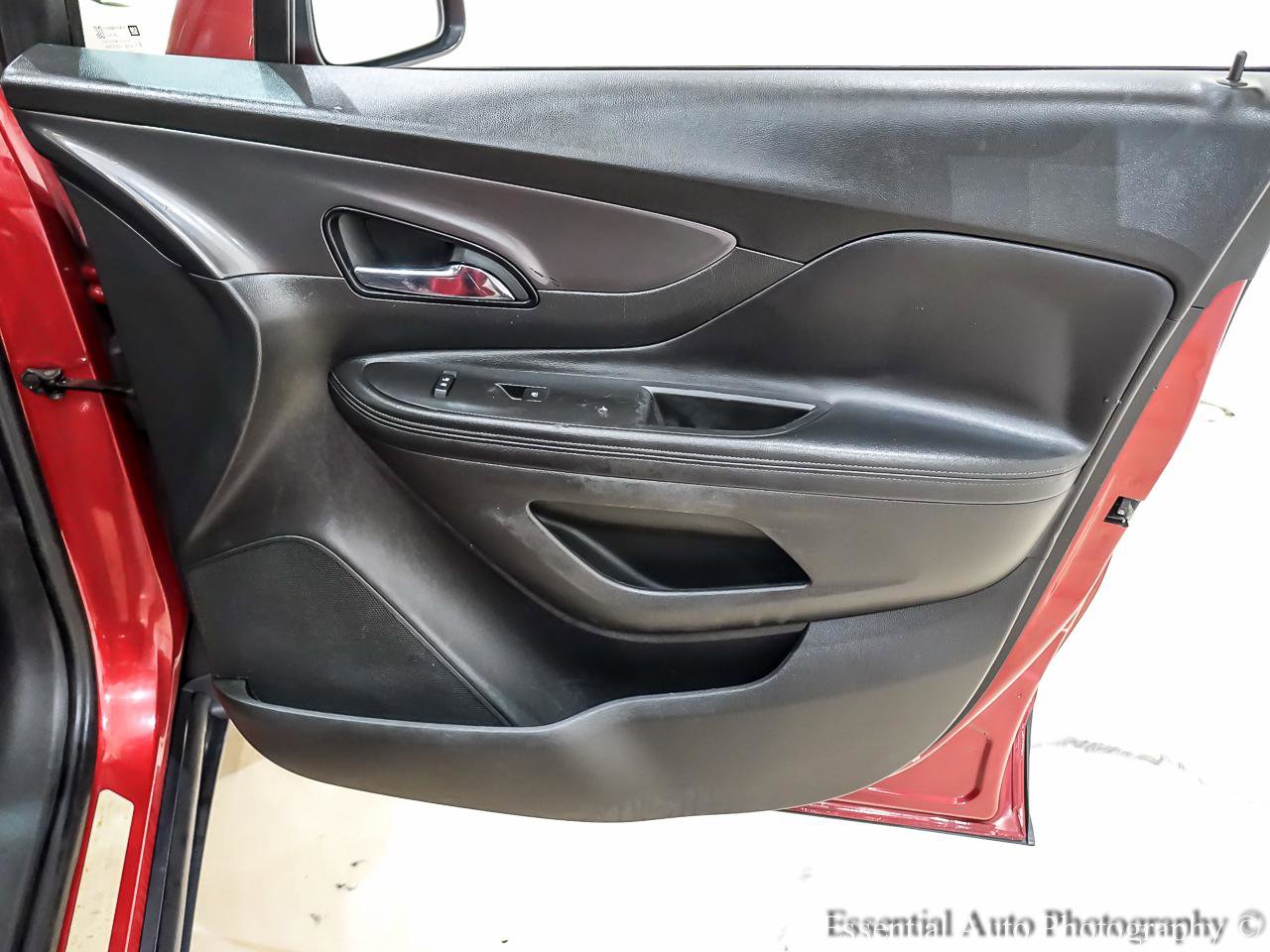 Used 2019 Buick Encore Preferred image 27