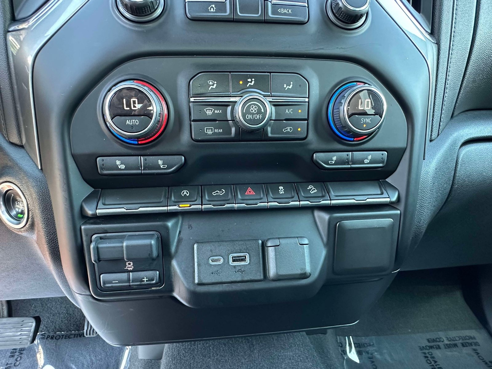 Used 2019 Chevrolet Silverado 1500 LT w/ All-Star Edition AWD/4WD image 11