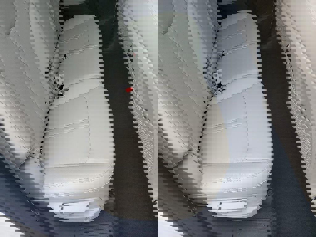 New 2026 Kia Sorento S w/ S Panoramic Sunroof Package image 18