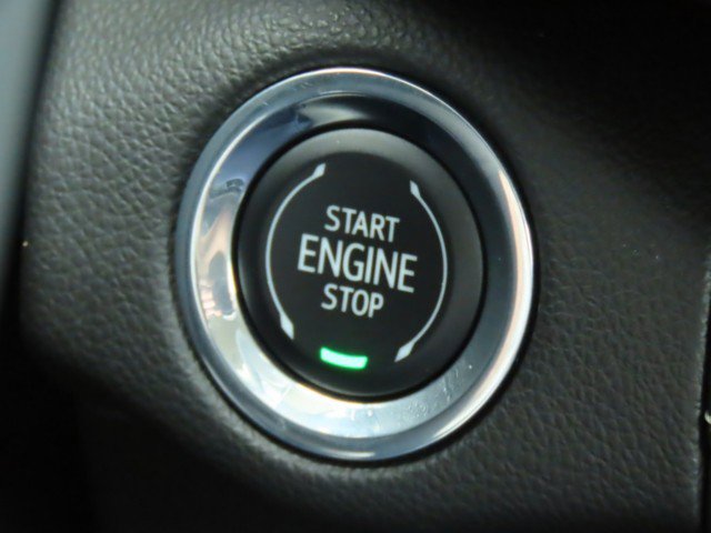 Used 2023 Buick Envision Essence image 28