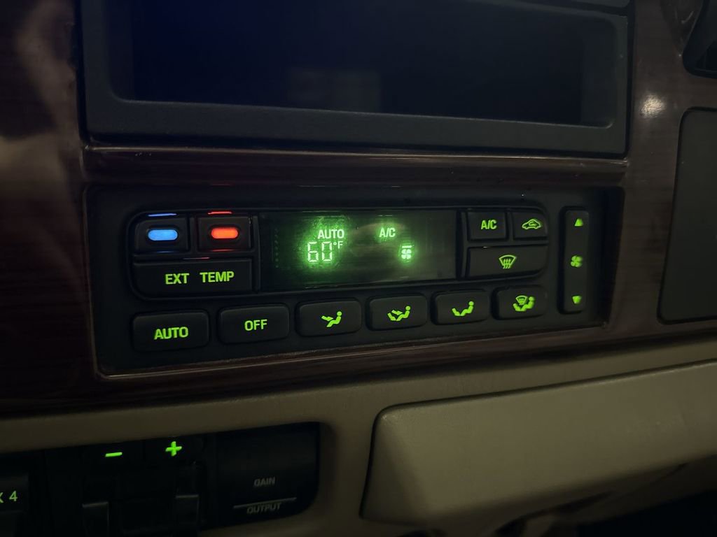 Used 2006 Ford F350 Lariat image 15