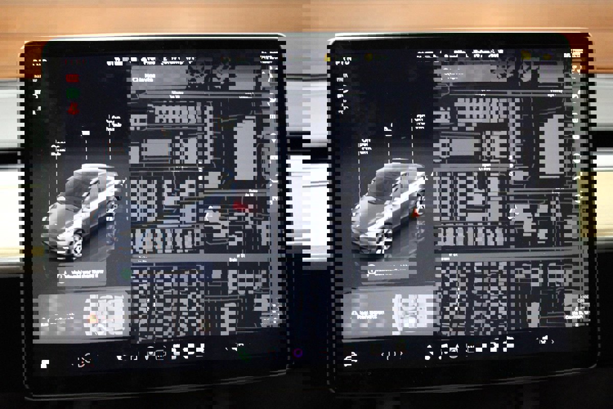 Used 2023 Tesla Model Y Long Range image 28