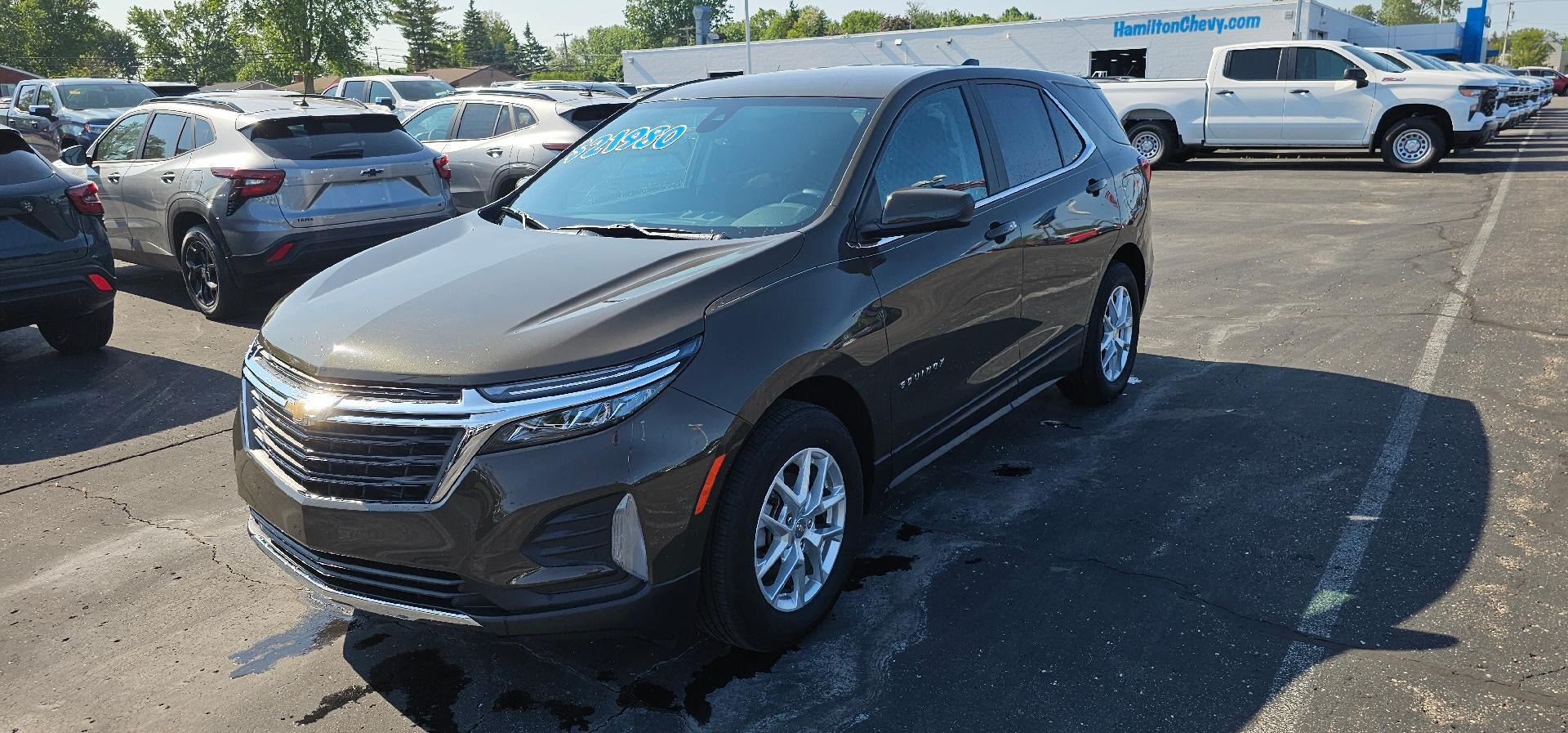 Used 2023 Chevrolet Equinox LT FWD image 3