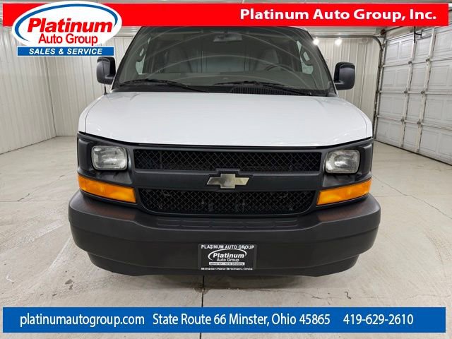 Used 2017 Chevrolet Express 3500 Extended image 8