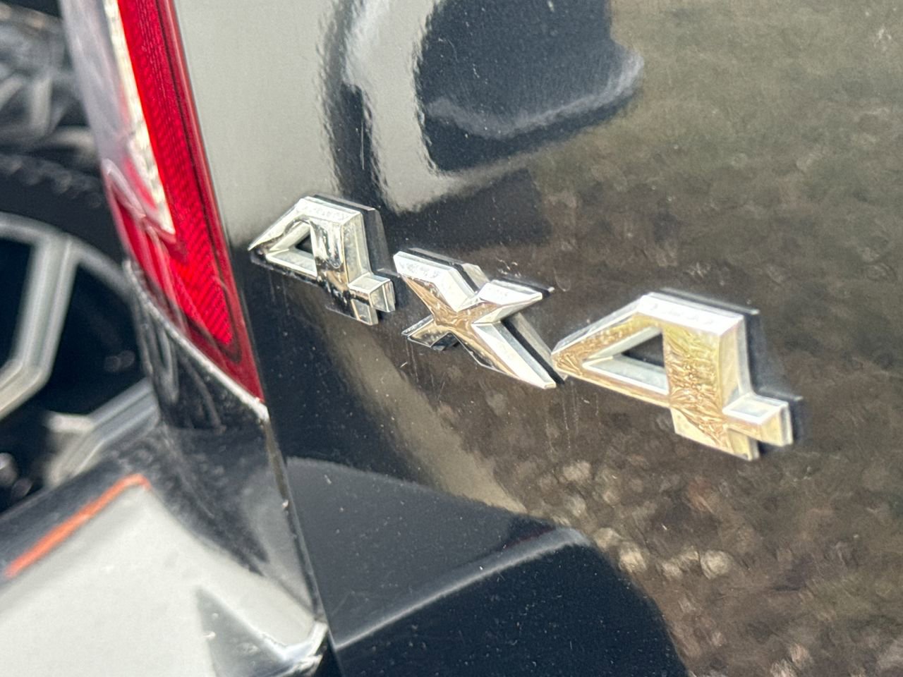 Used 2005 Jeep Grand Cherokee Limited image 30