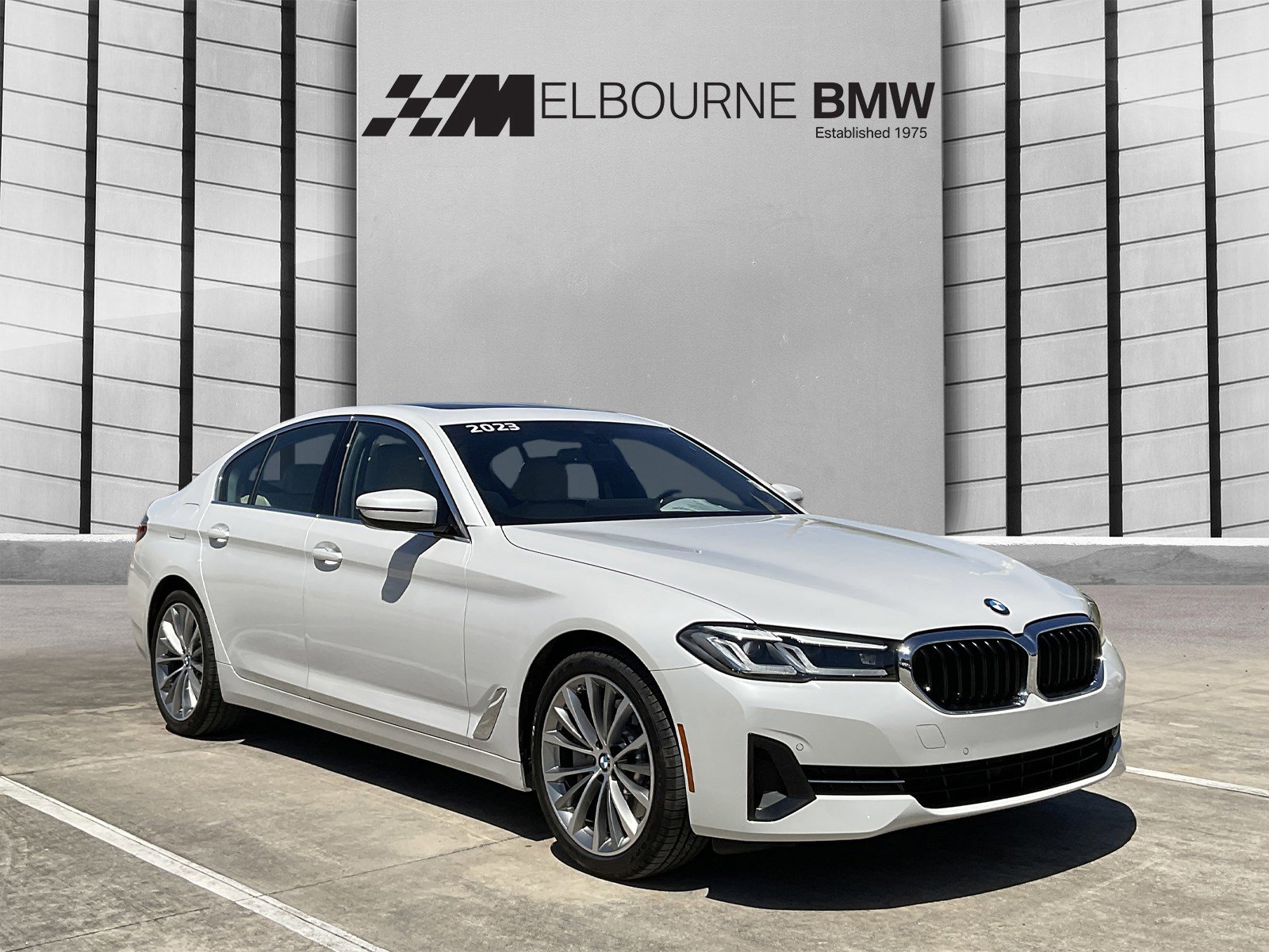 Certified 2023 BMW 530i w/ Convenience Package image 1