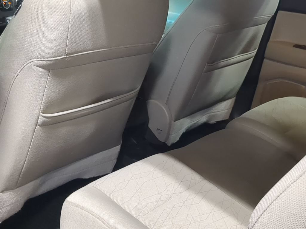 Used 2015 Ford Explorer FWD image 21