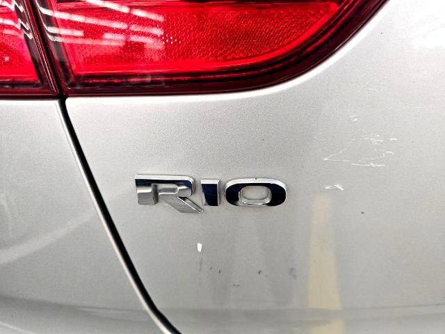 Used 2015 Kia Rio LX image 37