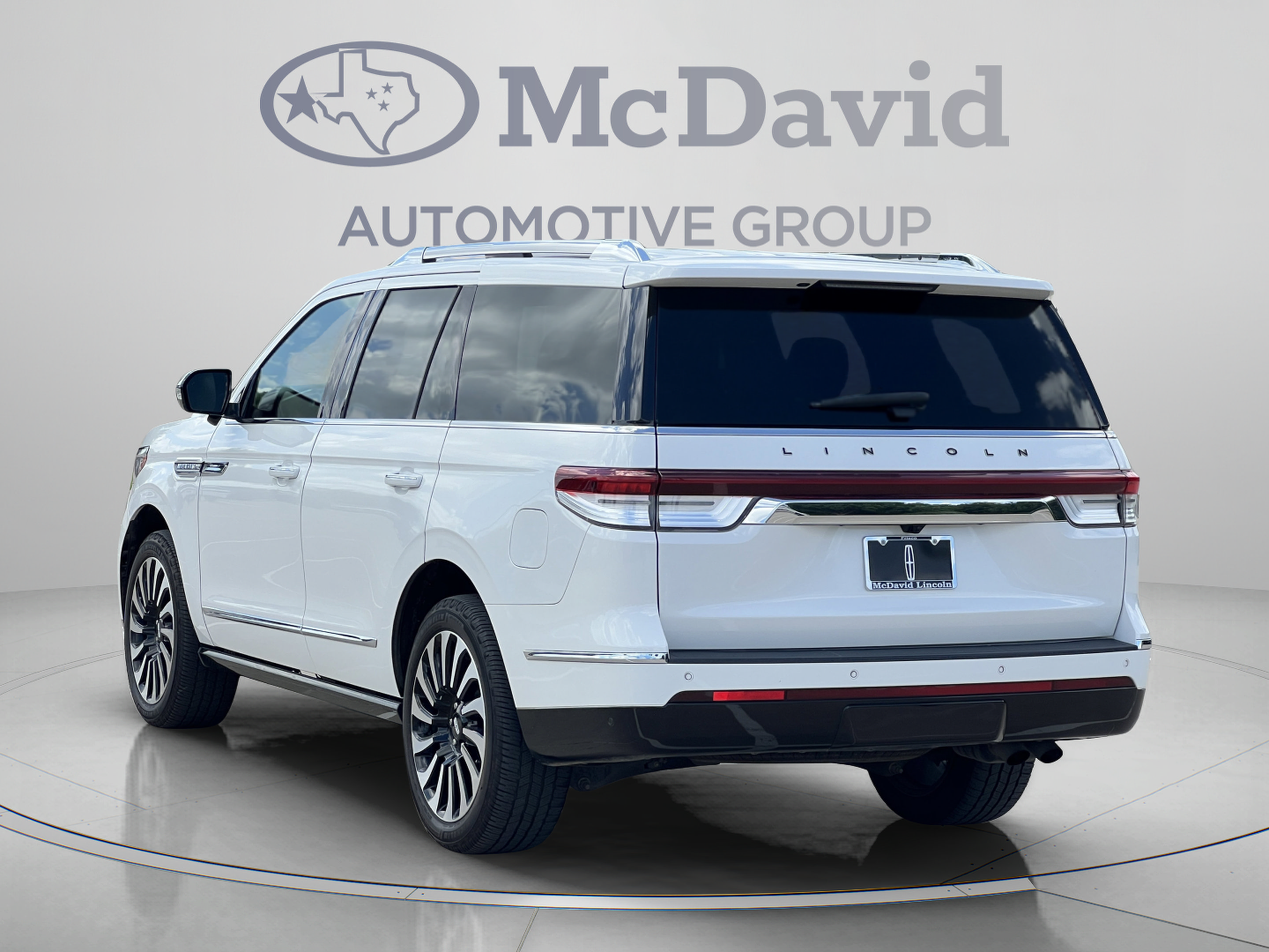 Used 2023 Lincoln Navigator Black Label AWD/4WD image 4