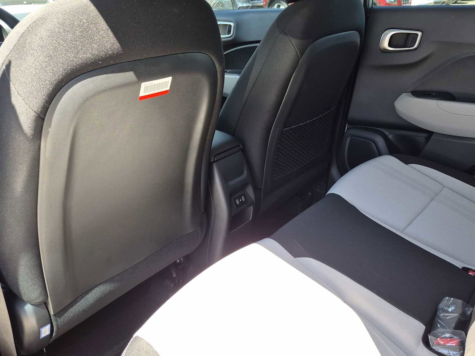 New 2026 Hyundai Venue SEL FWD image 17
