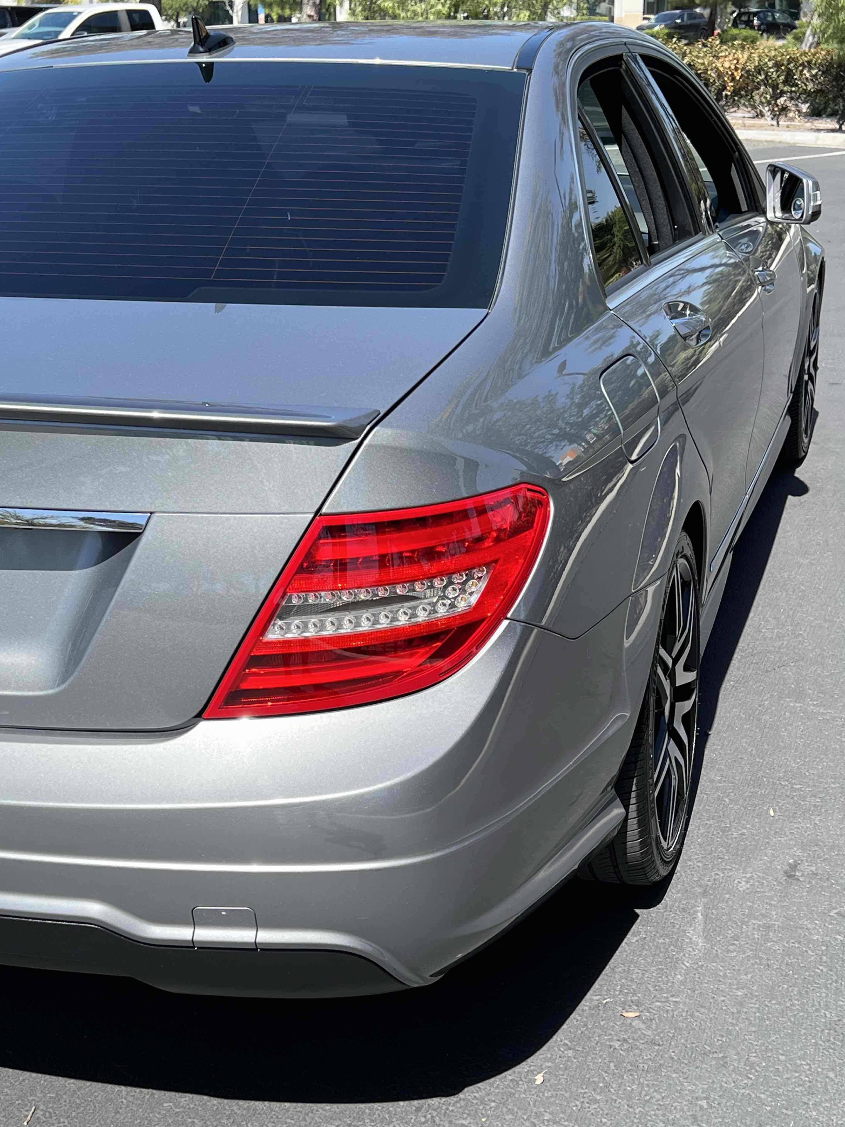 Used 2014 Mercedes-Benz C 250 Sedan image 38