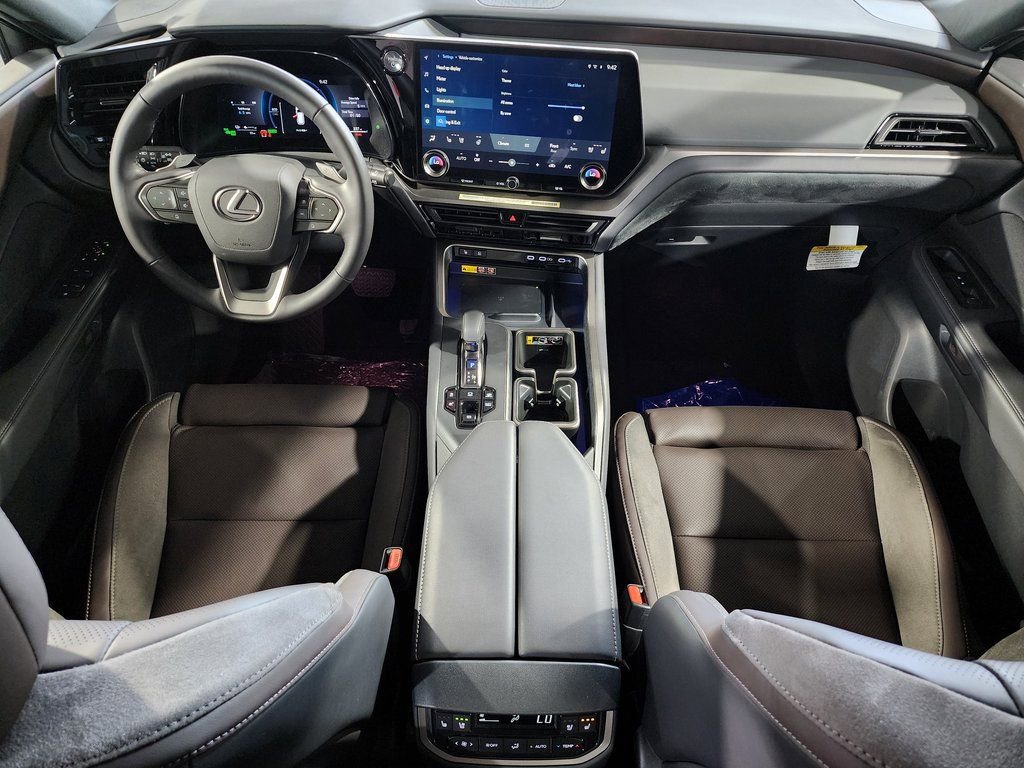 New 2025 Lexus TX 550h AWD Plug-In Hybrid image 30