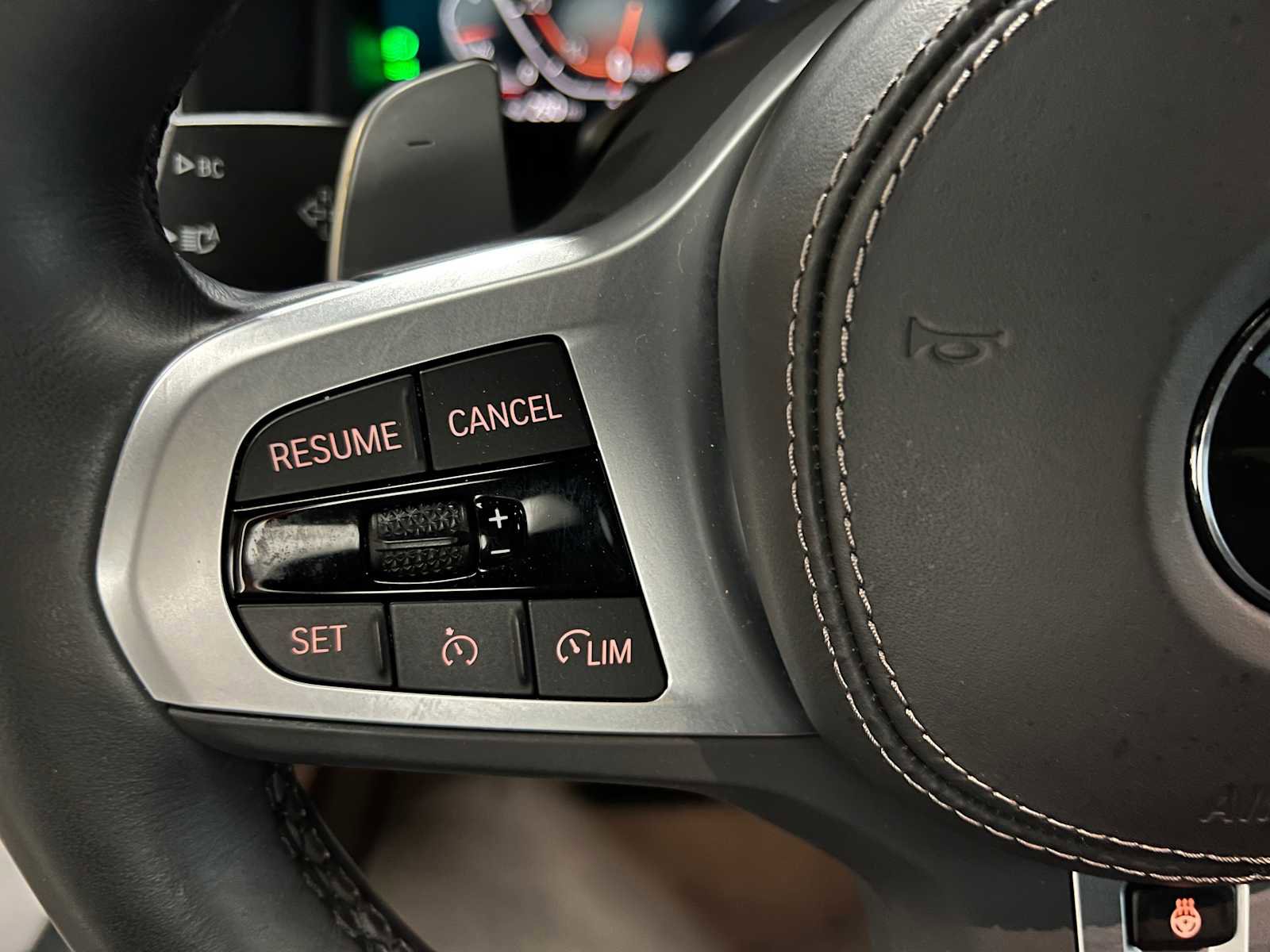 Used 2024 BMW 840i Convertible image 26