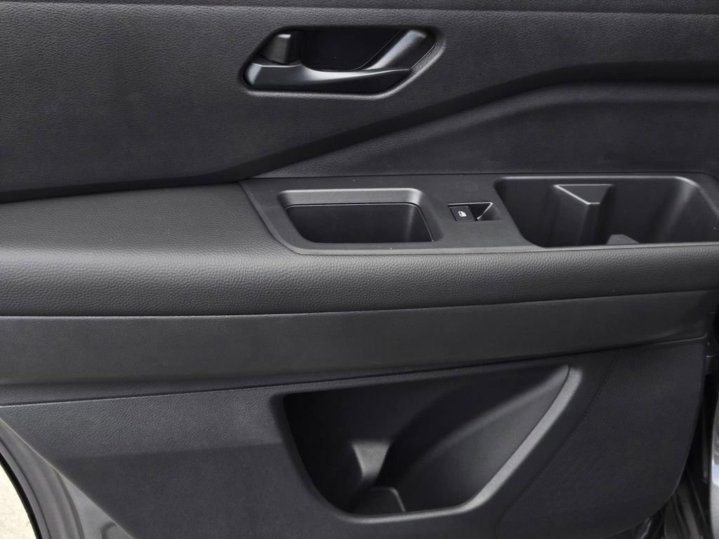 New 2026 Nissan Pathfinder Rock Creek image 12