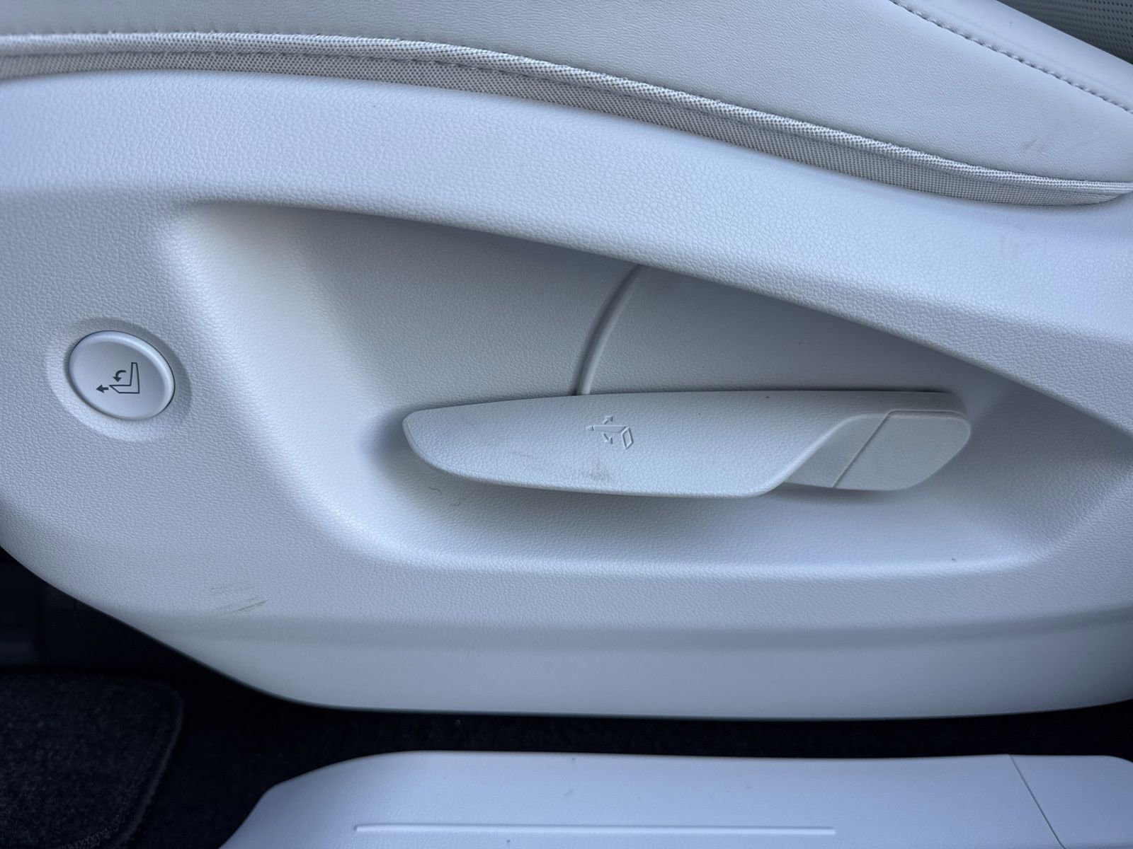 Used 2026 Hyundai Ioniq 9 SEL image 20