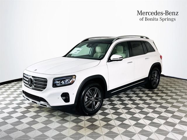 Used 2026 Mercedes-Benz GLB 250 4MATIC image 3
