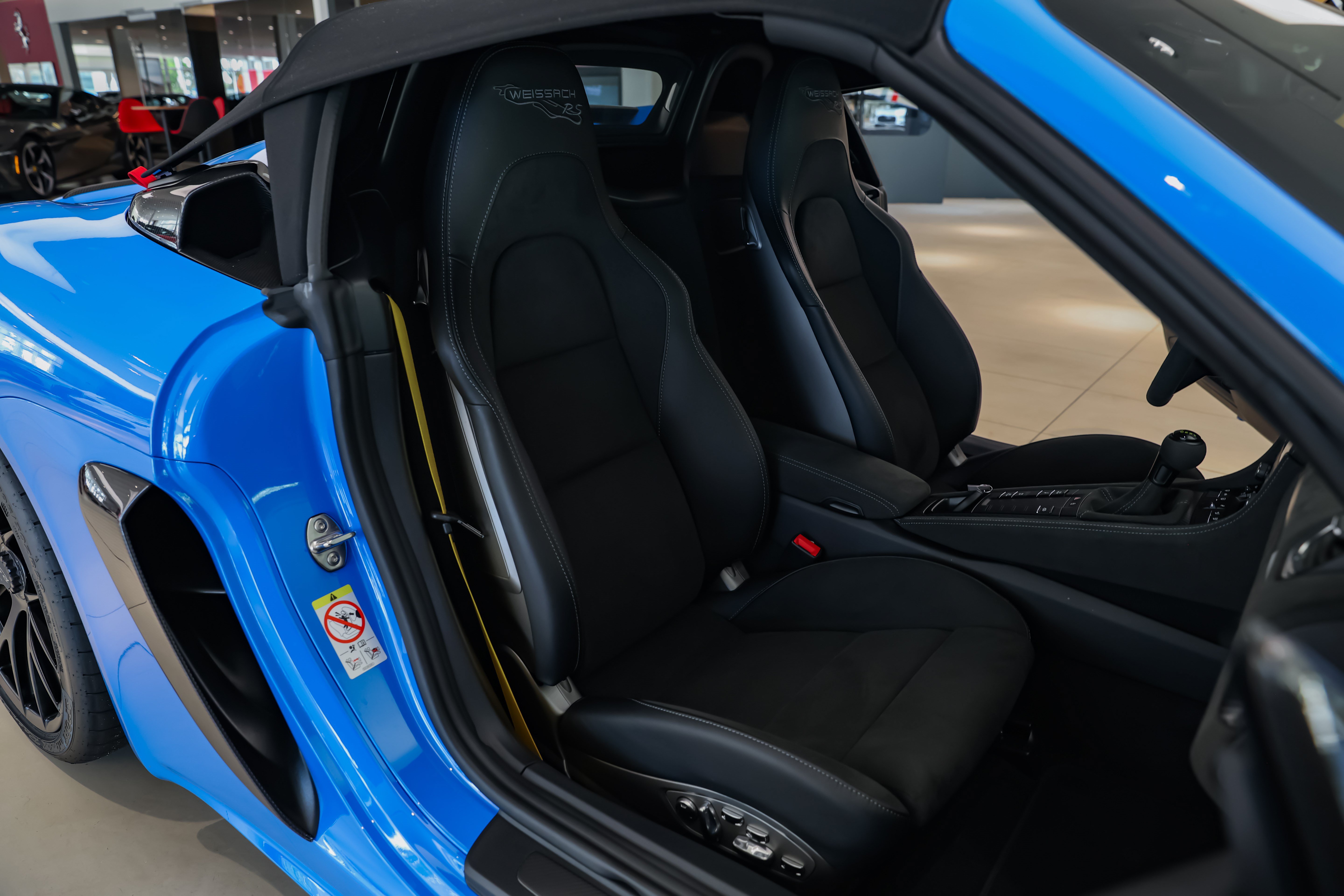 Used 2024 Porsche 718 Boxster Spyder RS RWD image 39