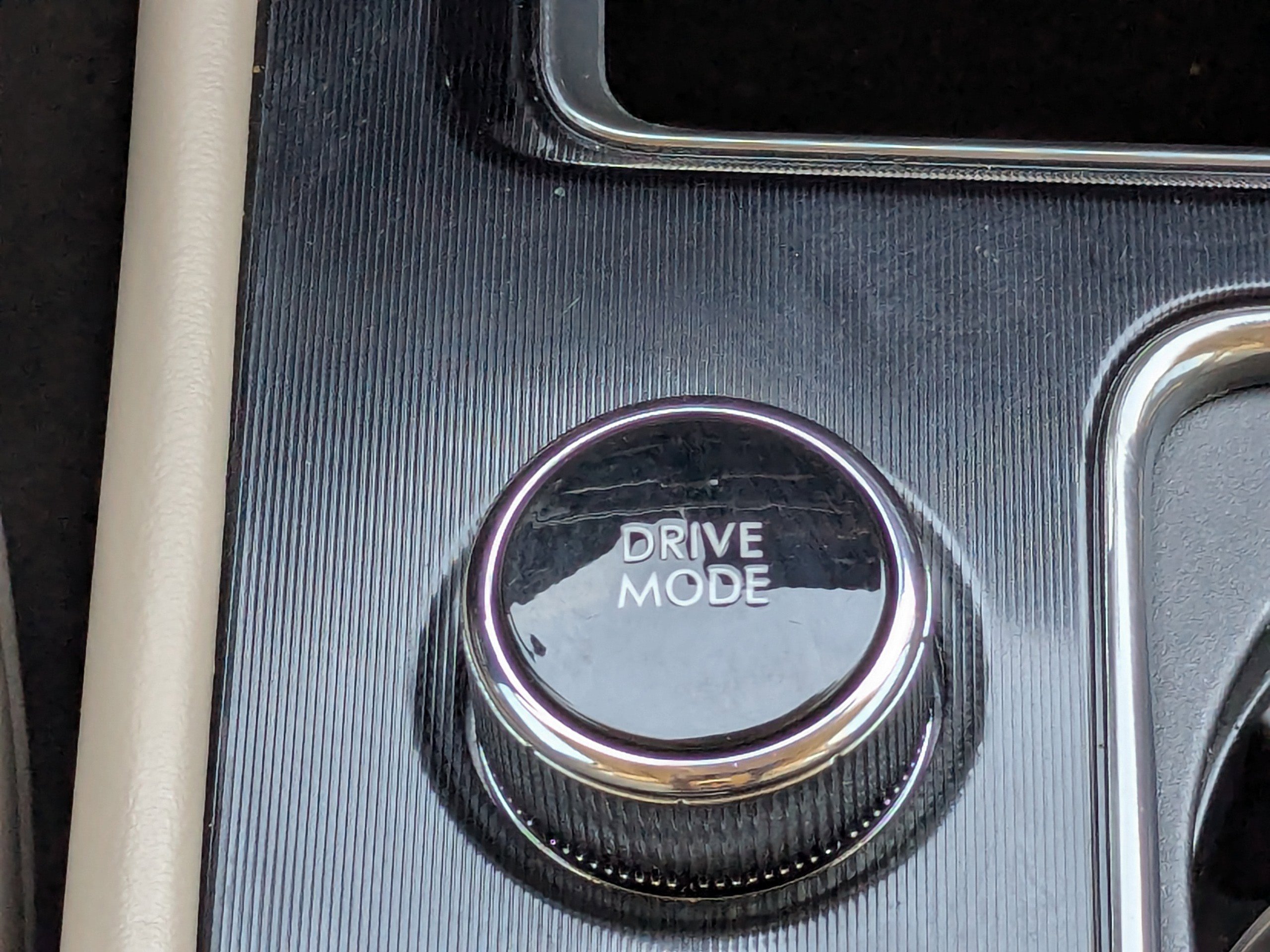 Used 2021 Lincoln Corsair Reserve w/ Equipment Group 201A image 22