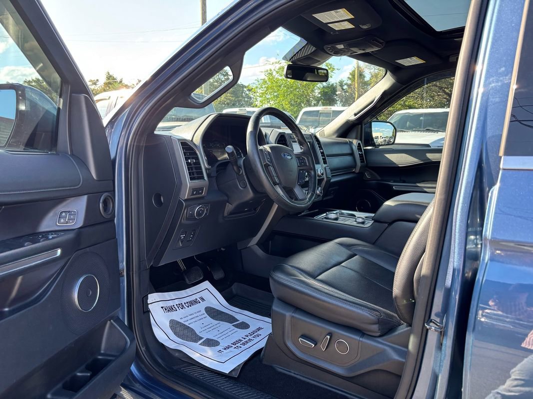 Used 2019 Ford Expedition Max XLT w/ Equipment Group 202A AWD/4WD image 14