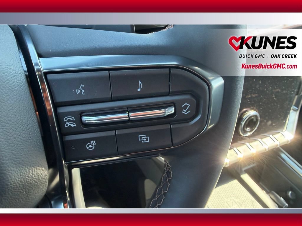 New 2026 GMC Acadia AT4 w/ Luxury Package AWD/4WD image 19