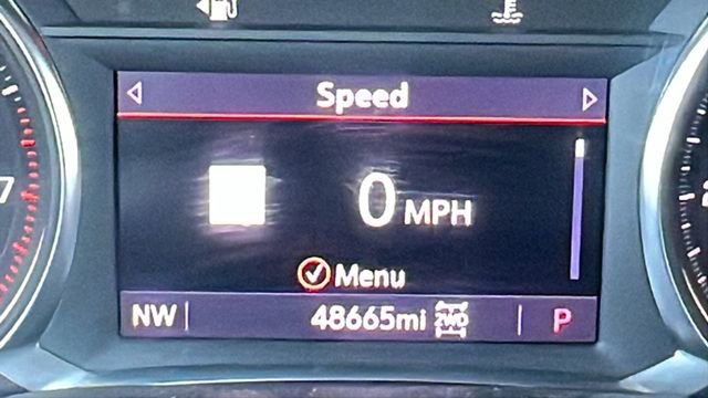 Used 2023 GMC Acadia SLT image 32