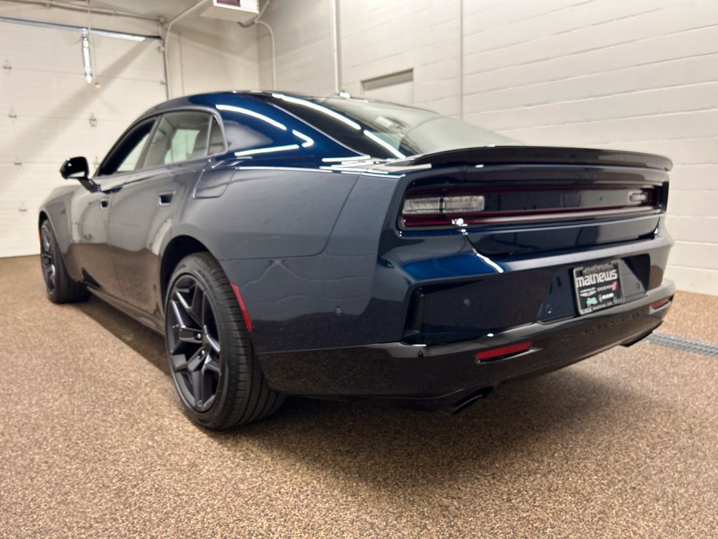 Used 2026 Dodge Charger R/T AWD/4WD image 4