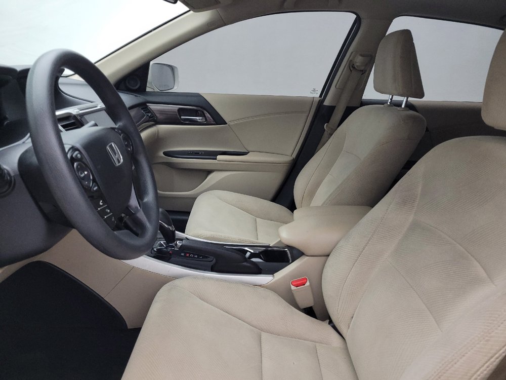 Used 2017 Honda Accord EX image 17