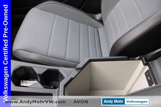 Used 2025 Volkswagen Jetta SE image 41